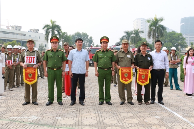 Hội thi chữa cháy, cứu nạn tại quận Thanh Xuân - Ảnh minh hoạ 2